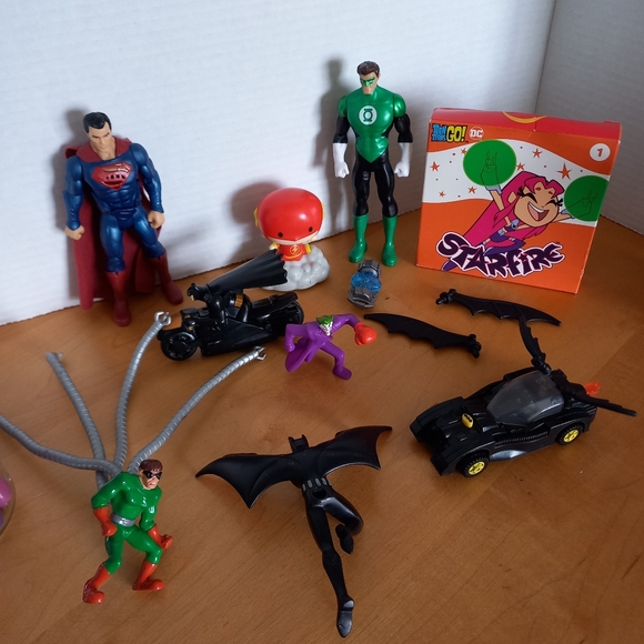 DC comics toy bundle 10 pieces see photos superman green lantern flash batman - Picture 13 of 13